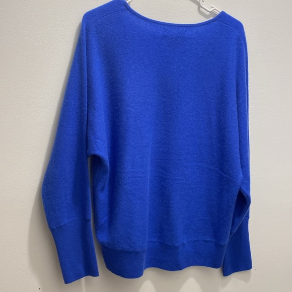 Tahari 100% 2 Ply Cashmere sweater pullover crewneck blue women’s size XL - Picture 5 of 5
